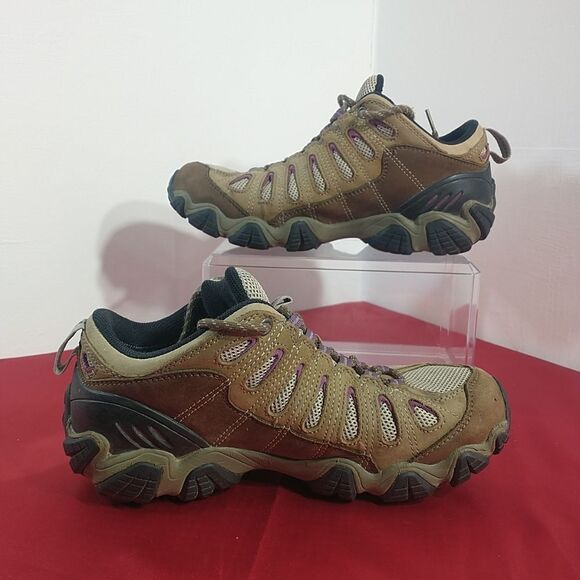 Oboz Women's SZ 10W Waterproof Hiking Shoe Sneaker Brown Purple . - Picture 3 of 9